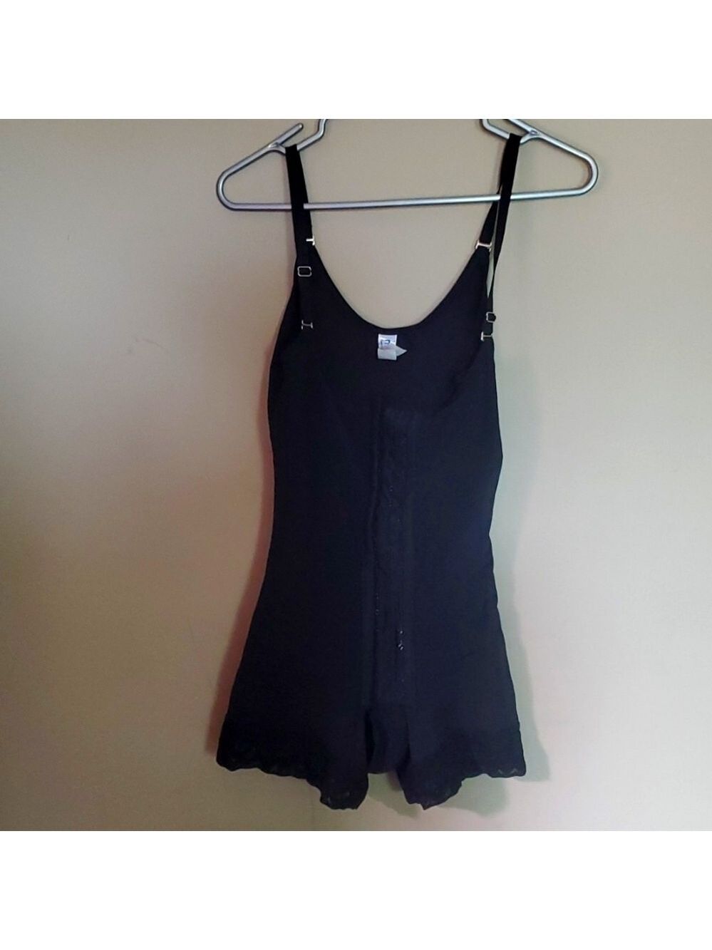 Moldeate body shaper size large